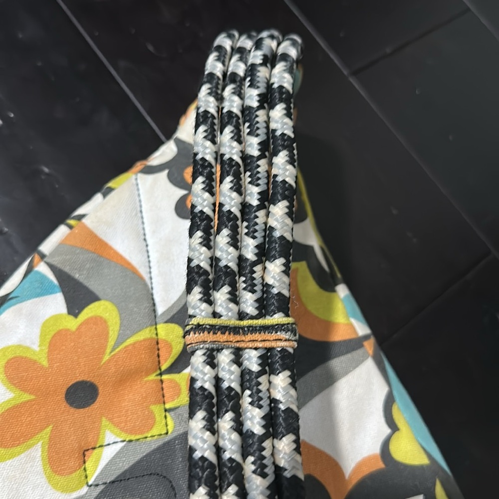 Kavu Crossbody Bag - Picture 8 of 10